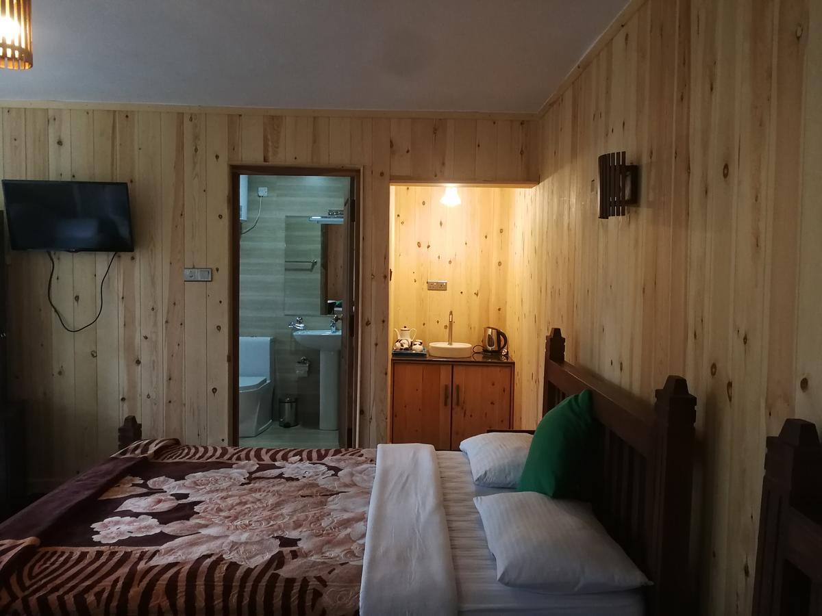 נוארה אליה New Tour Inn מראה חיצוני תמונה